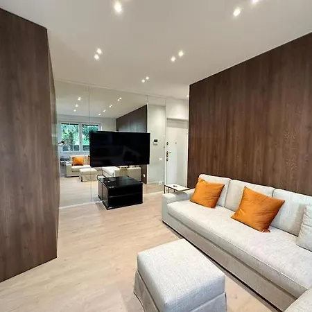 Luxury Lake Apartment Como